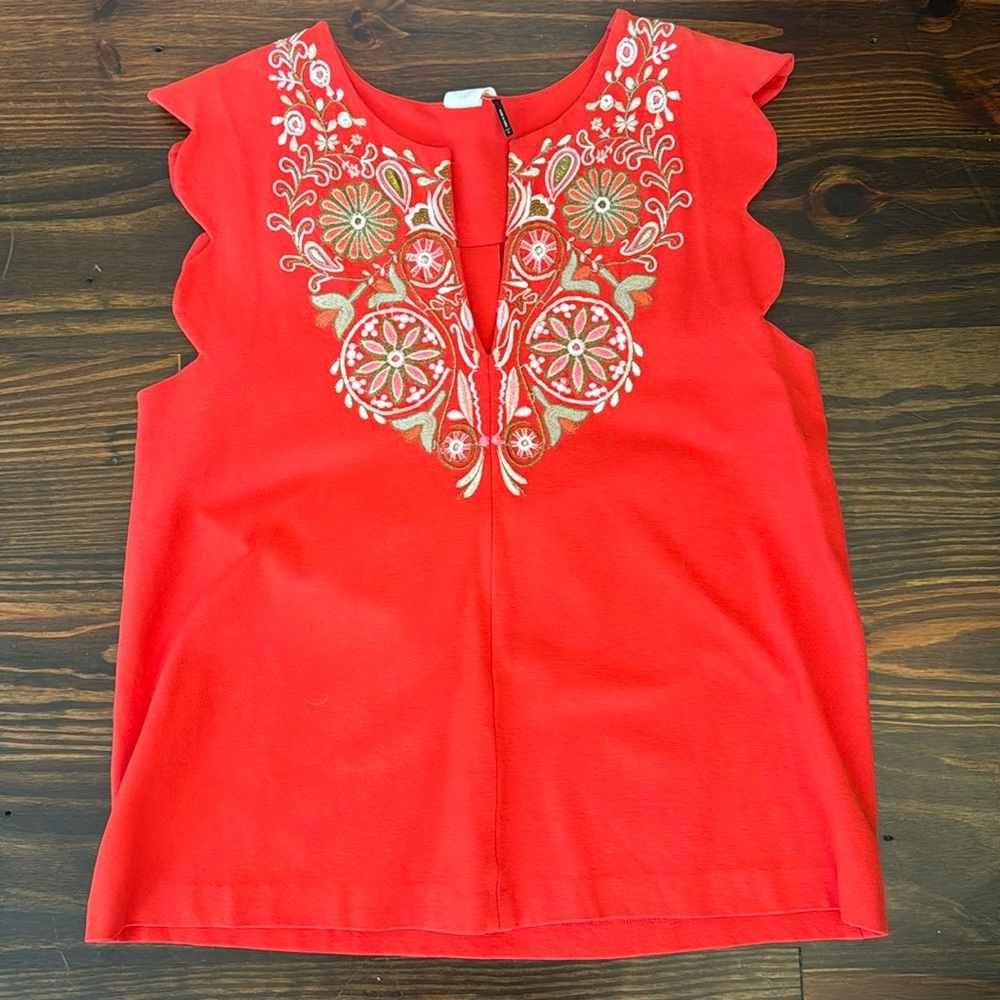 Knit top with embroidery detail